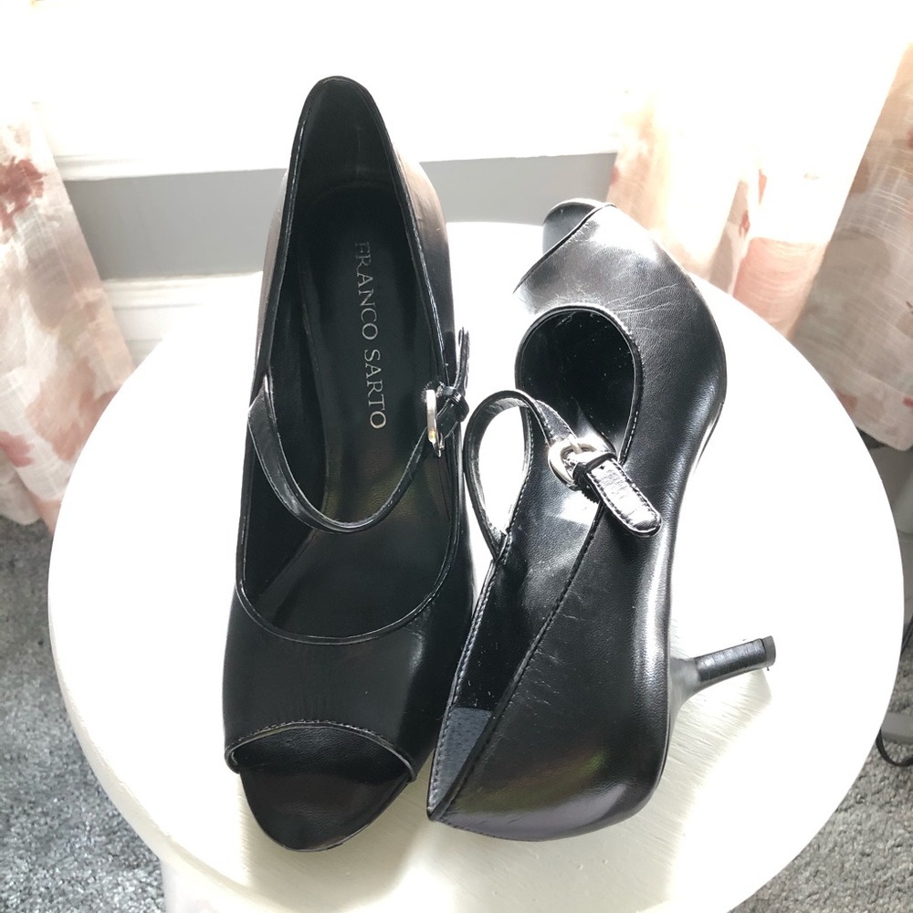 Franco Sarto black peep toe heels
